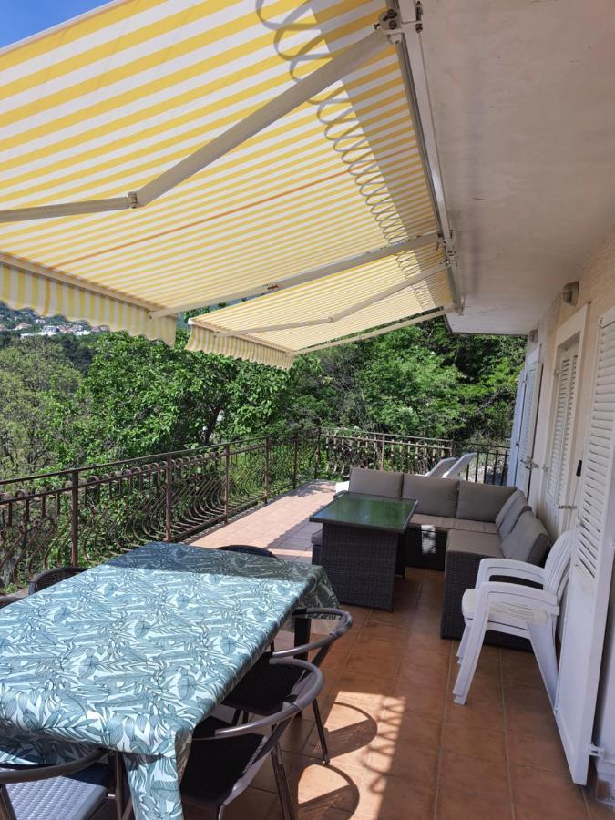 Сasa de vacaciones Family House